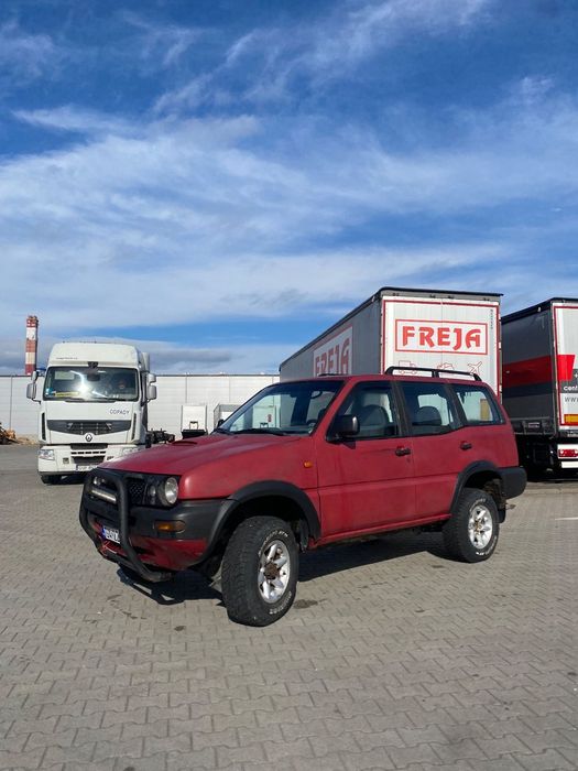 Nissan Terrano Nissan terrano raptor lift zawieszenia