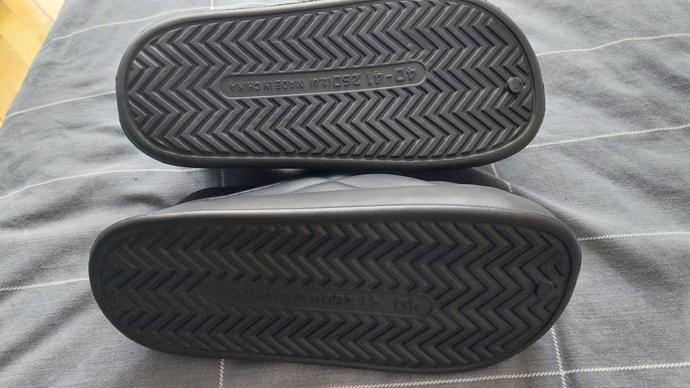 Капці тапочки взуття сліпери waterproof slippers