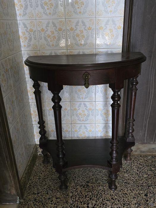 Móvel entrada pequeno