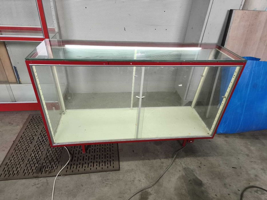 Balcão / Vitrine com iluminação