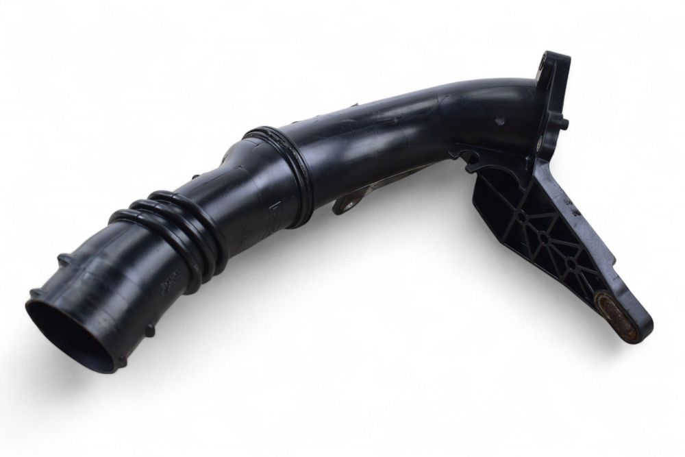 Rura Przewód Intercoolera VOLVO S40 II C30 S60 V40 V50 1.6 D AV6Q-9351-BC