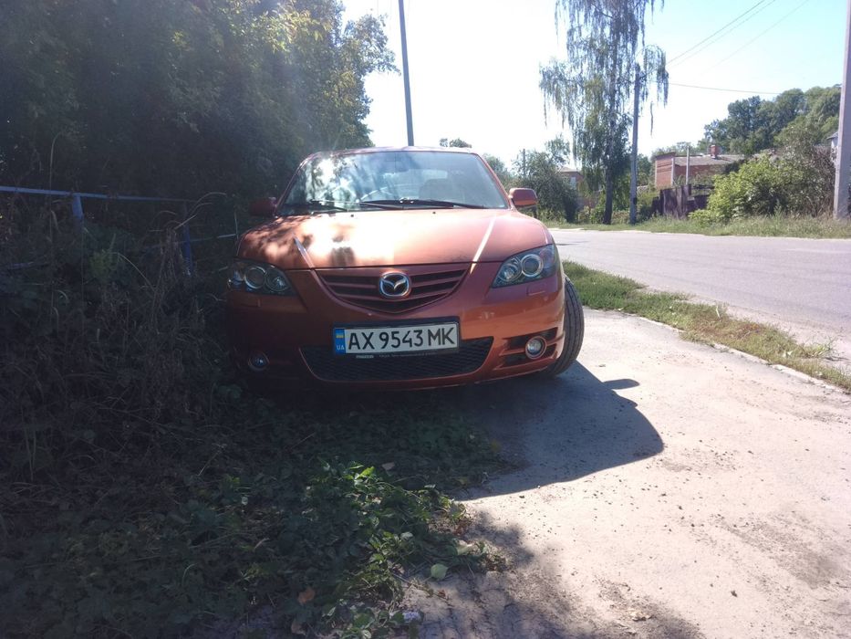 Продам авто мазда 3