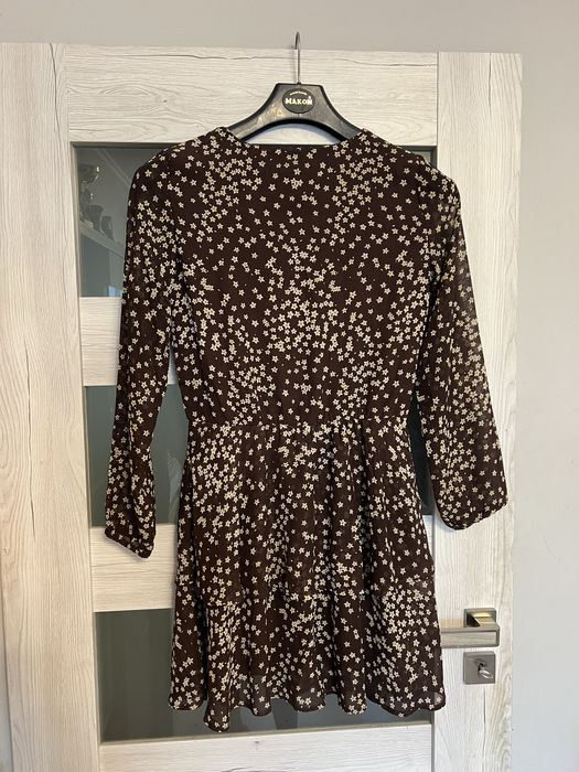 Sukienka z kwiatami Sinsay