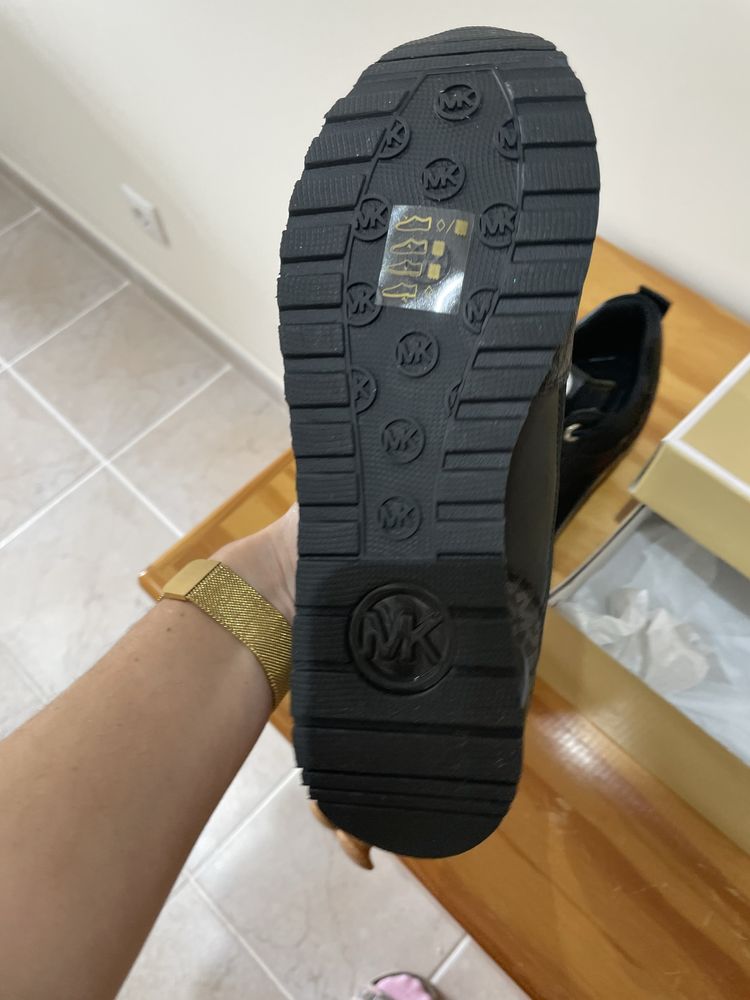 Michael Kors sapatos novos 38