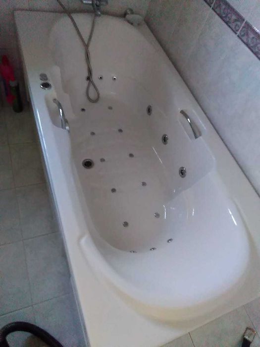 Banheira de hidromassagem