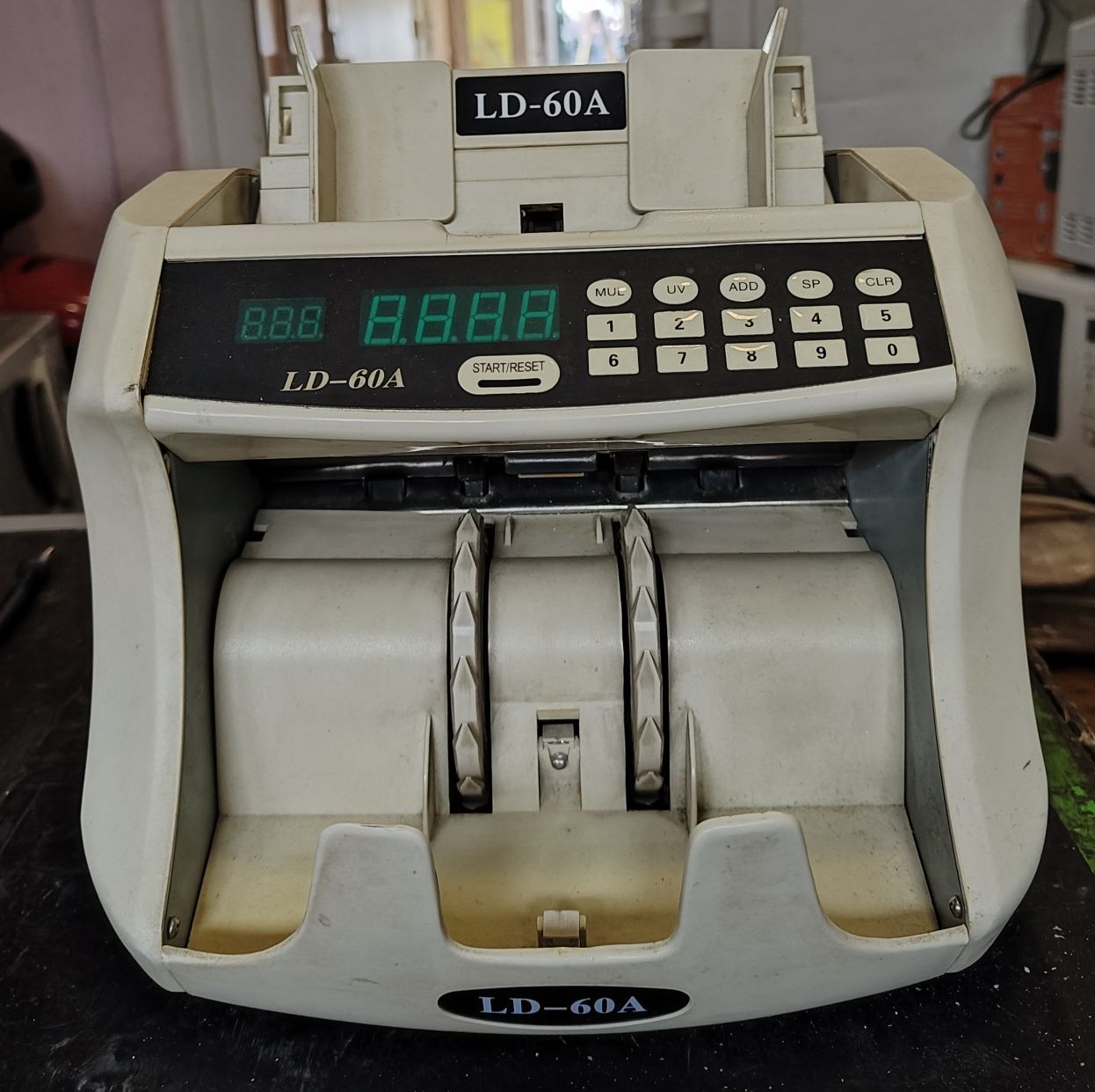 Счётная машинка для денег LD-60A