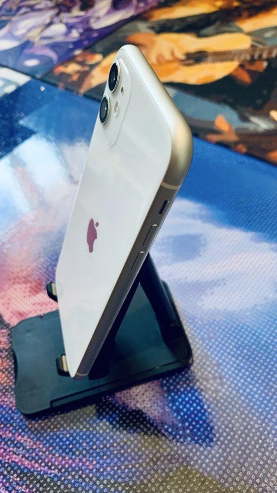 iPhone 11 64 Neverlock White 98%