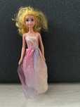 Lalka Barbie. Polecam!