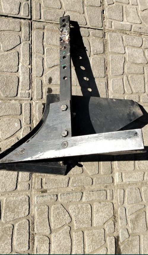 продам плуг в відміному стані