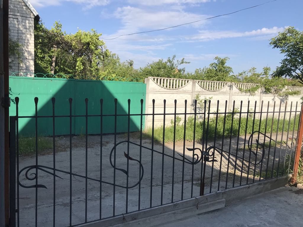 Кований забор та ворота