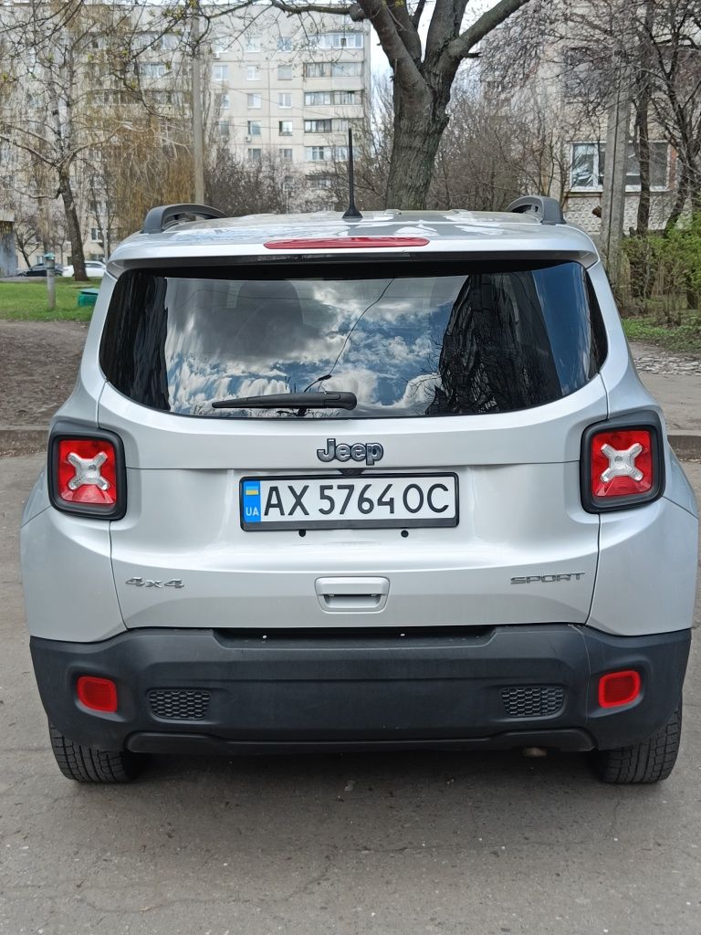 Jeep Renegade 19 рік