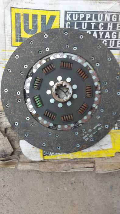 Продам диск сцеплення 335 0139 10 Luk