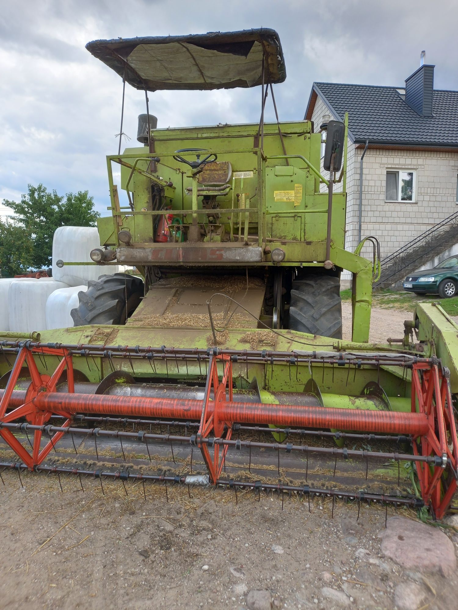 Claas dominator 85