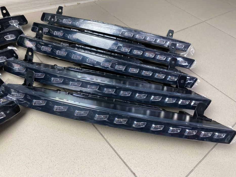 левый правый поворотник AUDI Q7 4L LCI 12 диодов