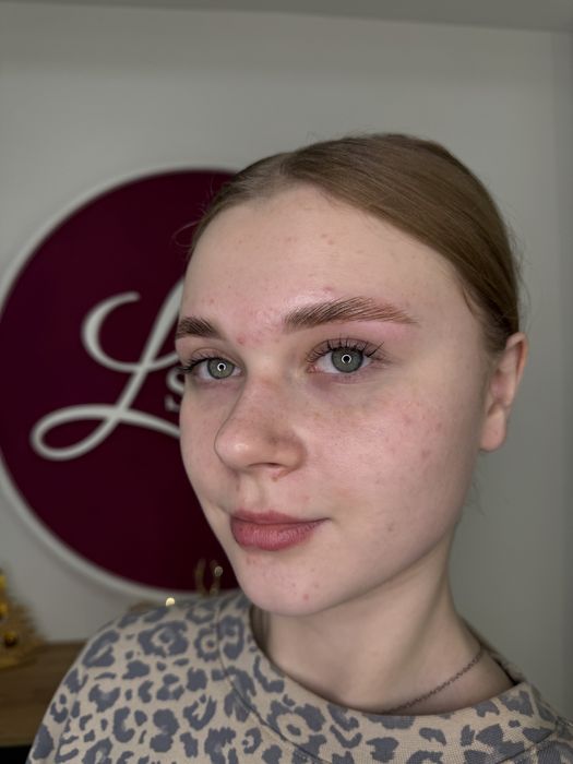 Ищу модель брови и наращивание ресниц