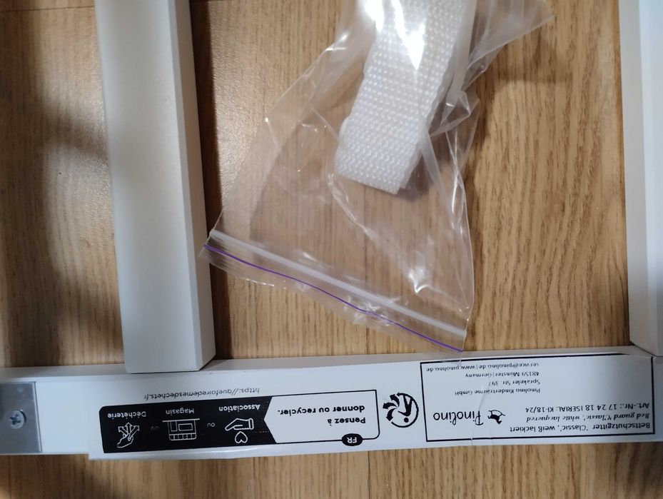 Barierka zabezpieczająca do łóżka składana Pinolino 90 cm drewniana