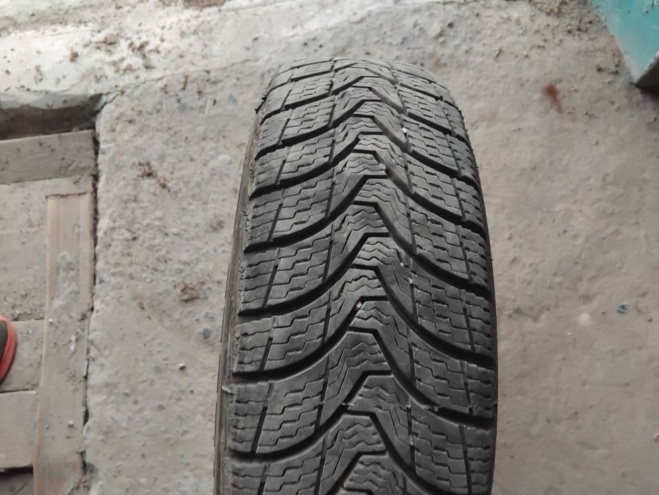 Резина зима R13 175/70 з дисками 4×100