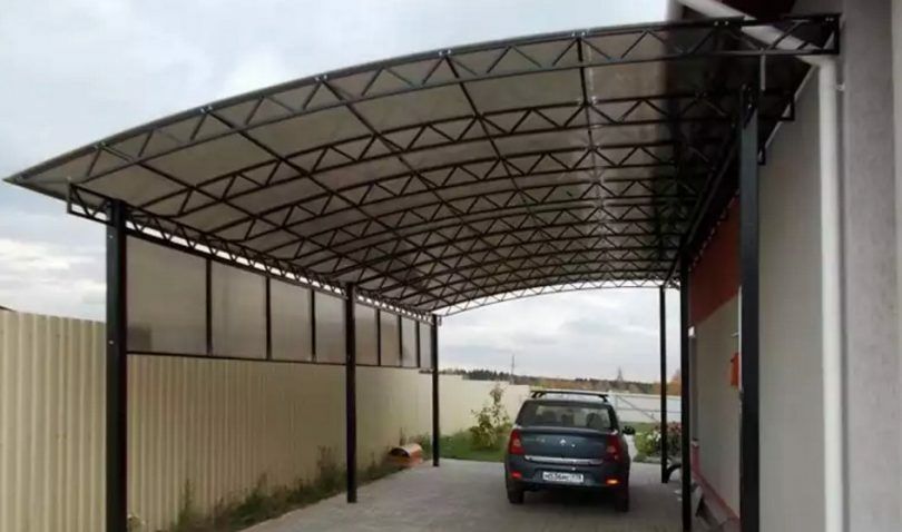 Навес из поликарбоната