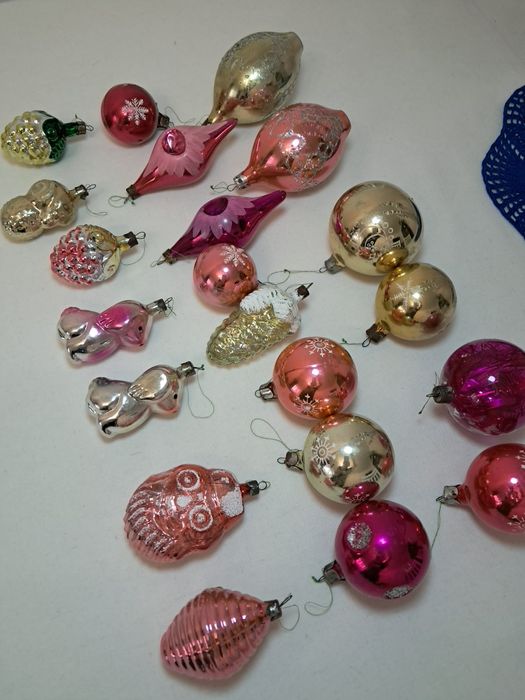 Іграшки на ялинку