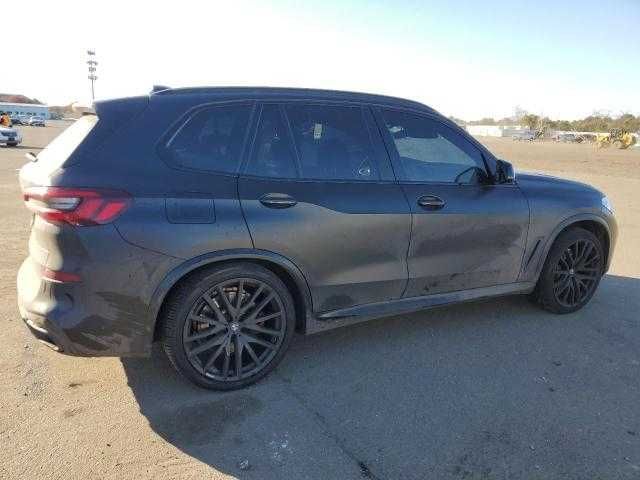 2021 року випуску BMW X5 XDRIVE40I