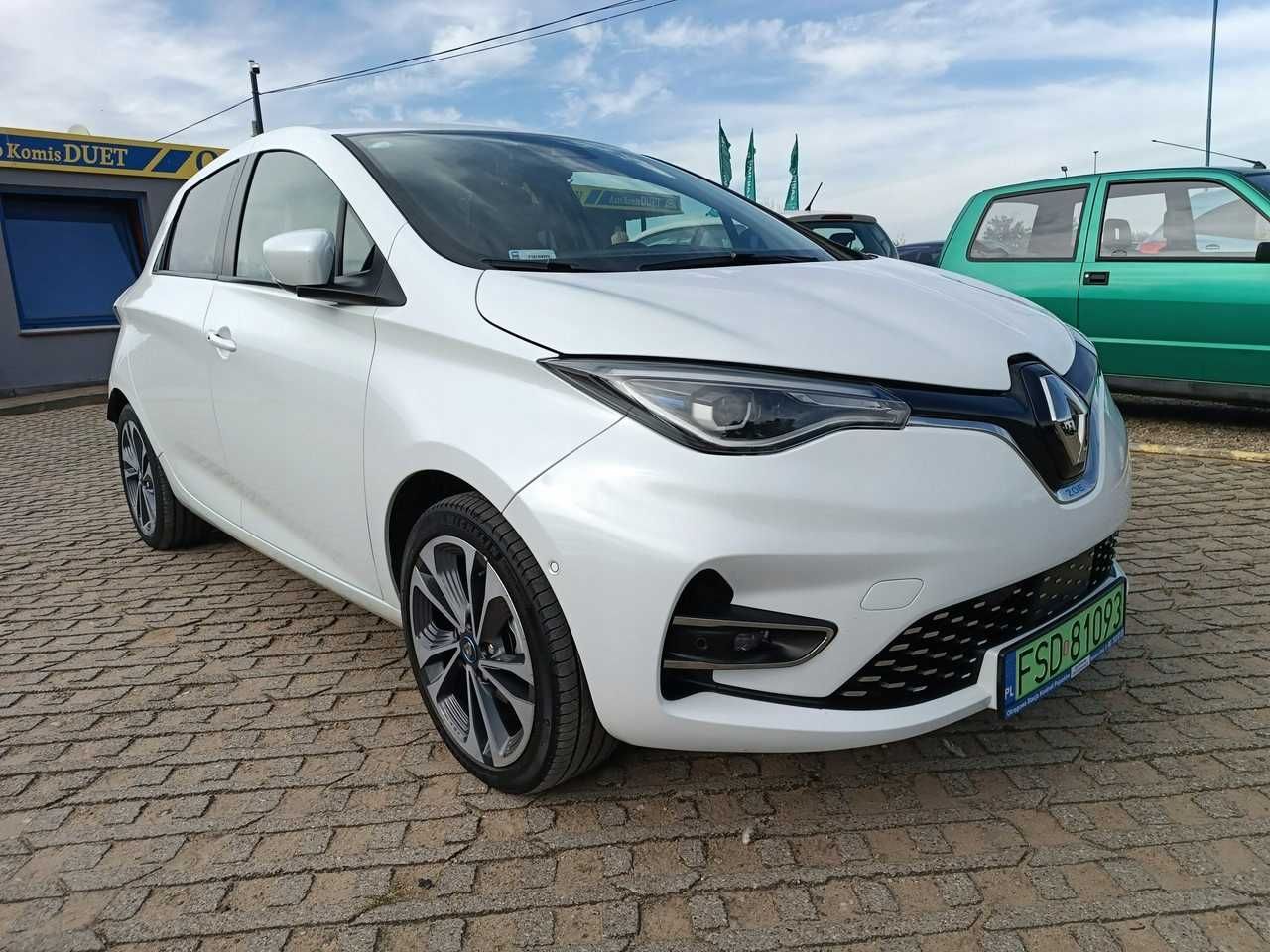 Бампер RENAULT Zoe розборка РЕНО Зое