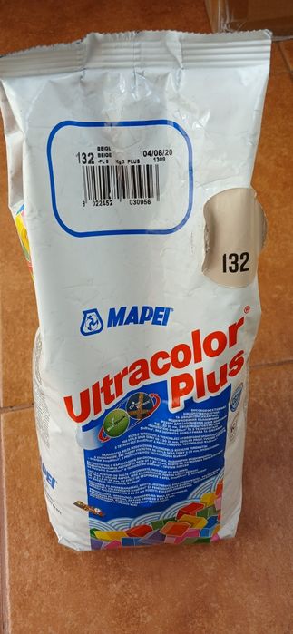 Затирка для плитки Mapei Ultracolor Plus 132 2 кг бежевый