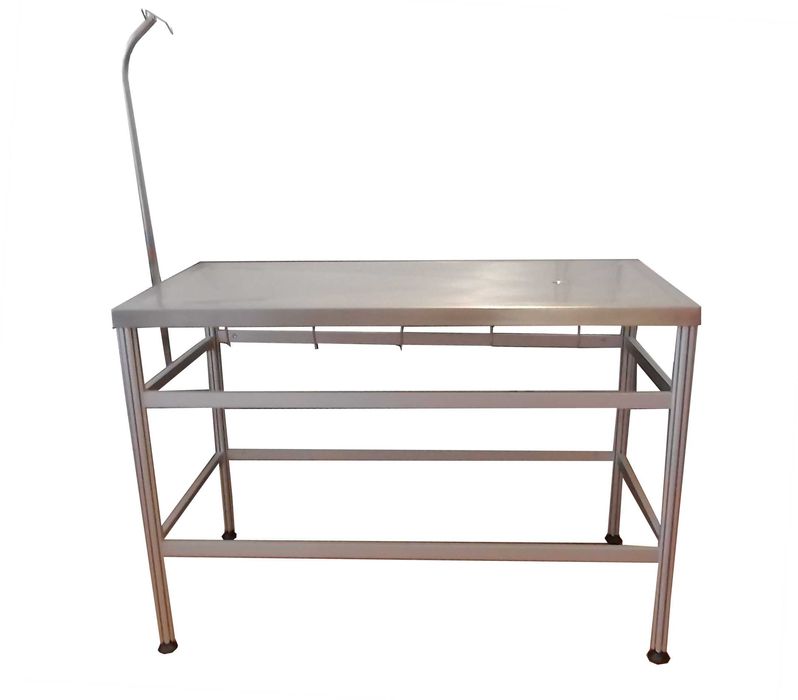 Stół zabiegowy konsultacyjny weterynaryjny z akcesoriami