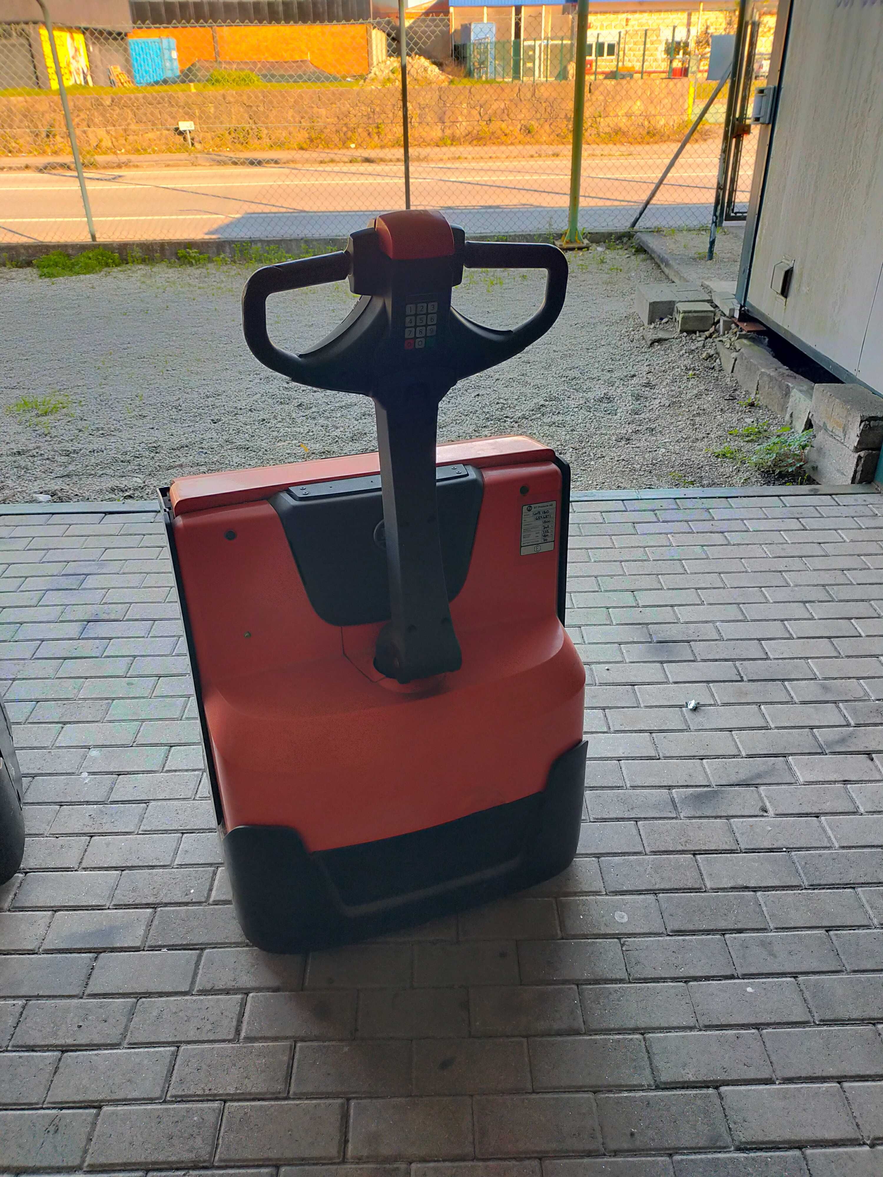 Stacker elétrico BT 1800kg