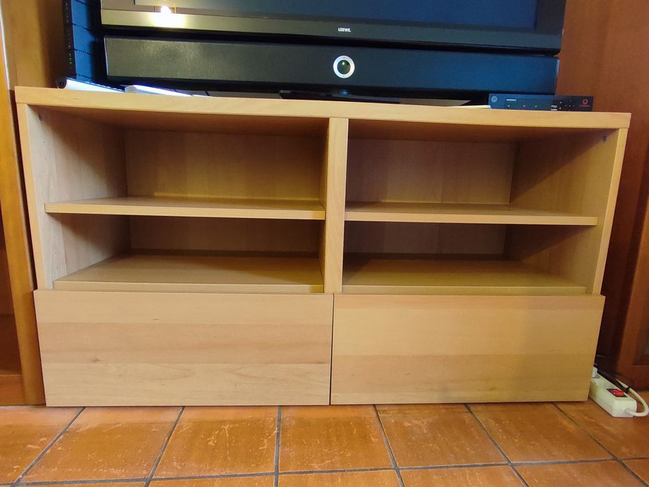 Móvel TV IKEA em bom estado