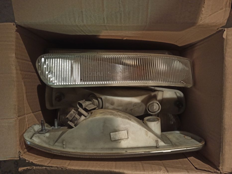 Lampa reflektor przód prawy lewy Iveco Stralis Eurocargo