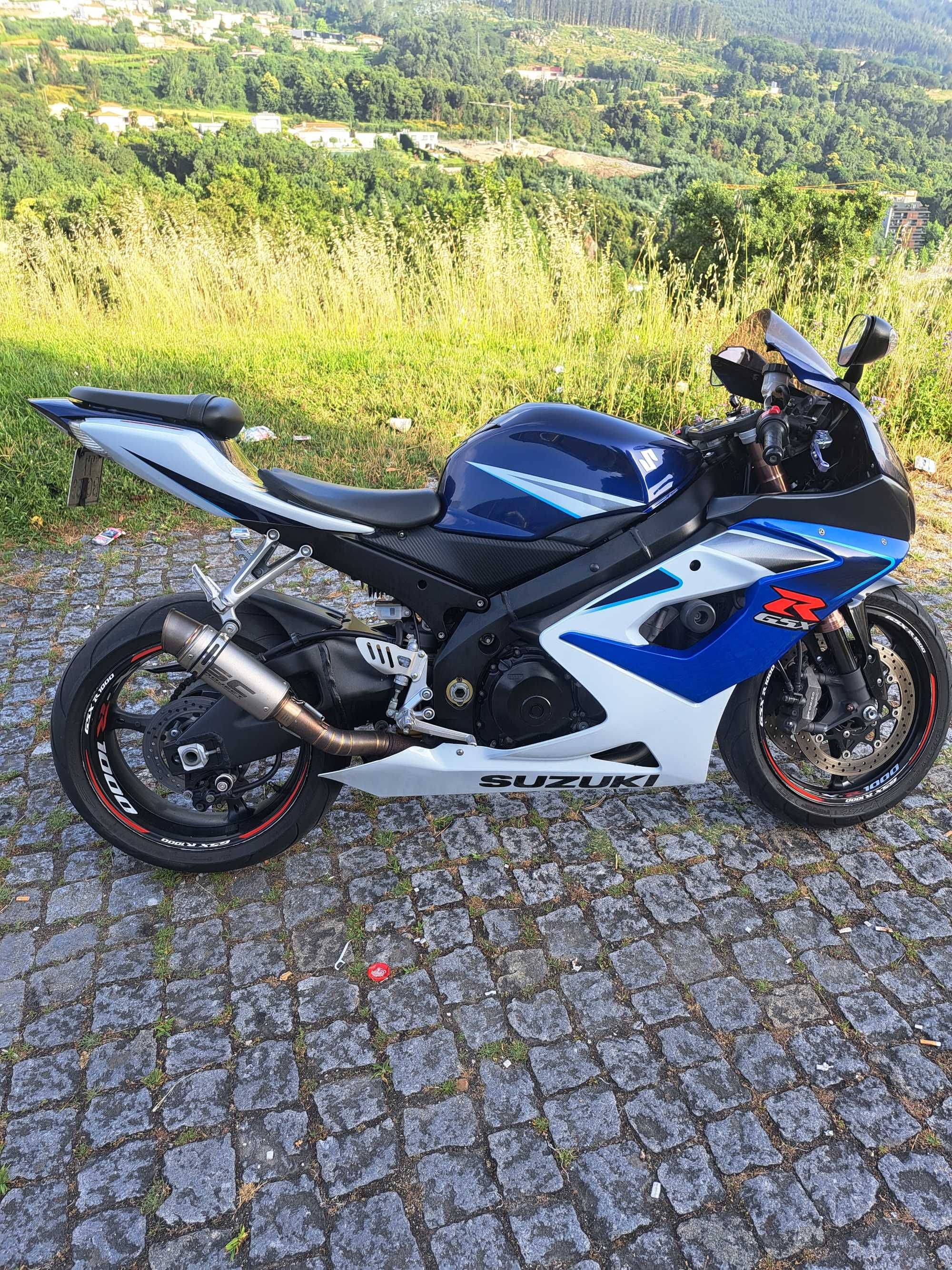 Suzuki gsxr 1000 k6 impecável