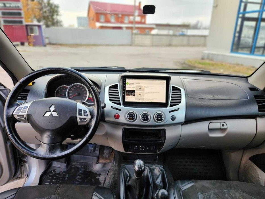 Продам авто Mitsubishi L 200