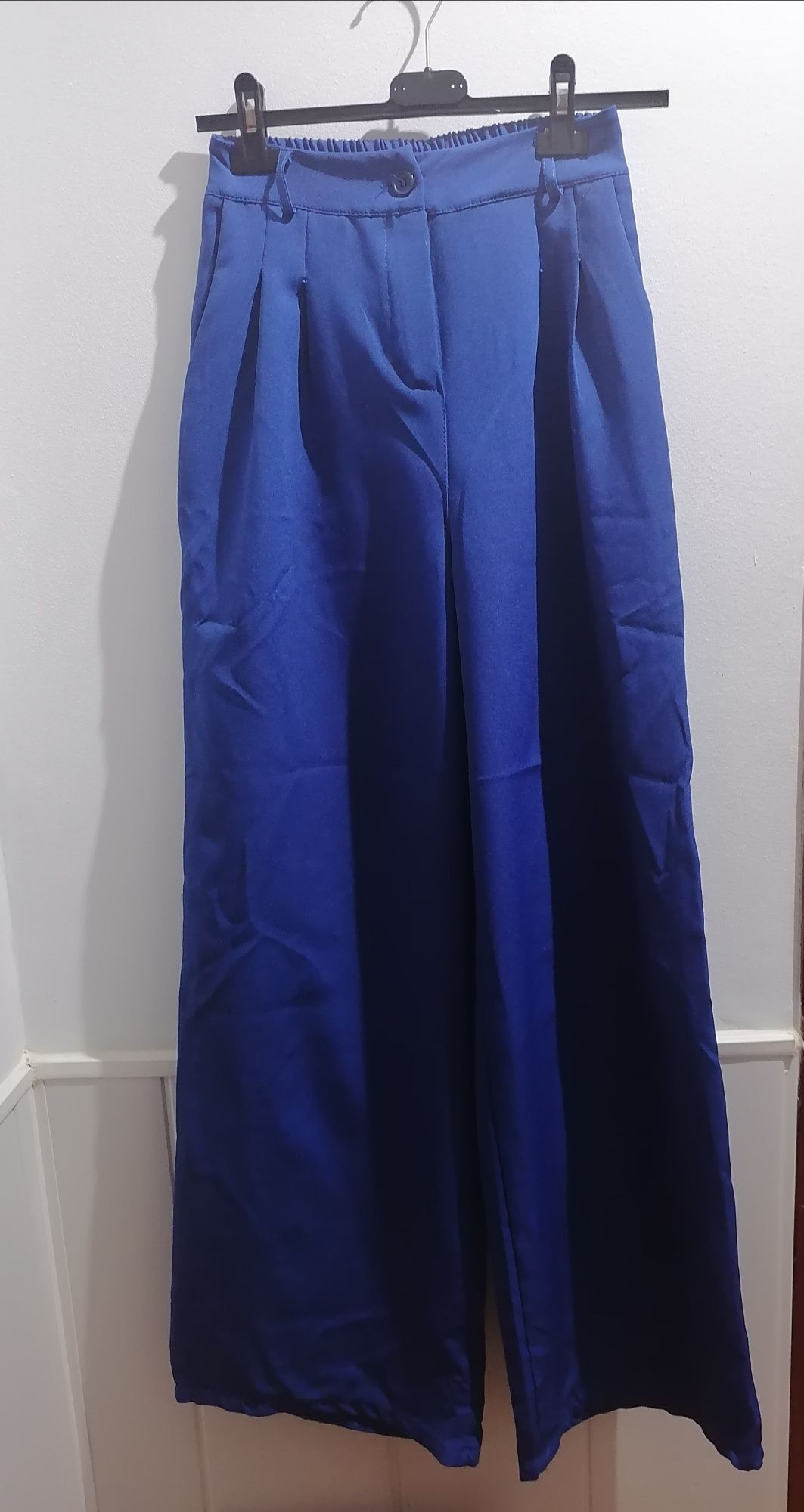 Calça  de Senhora  Novas