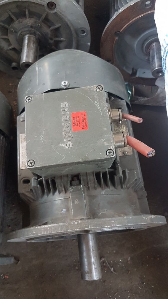 Silnik elektryczny SIEMENS kołnieżowe 5,5kw z demontażu sprawne