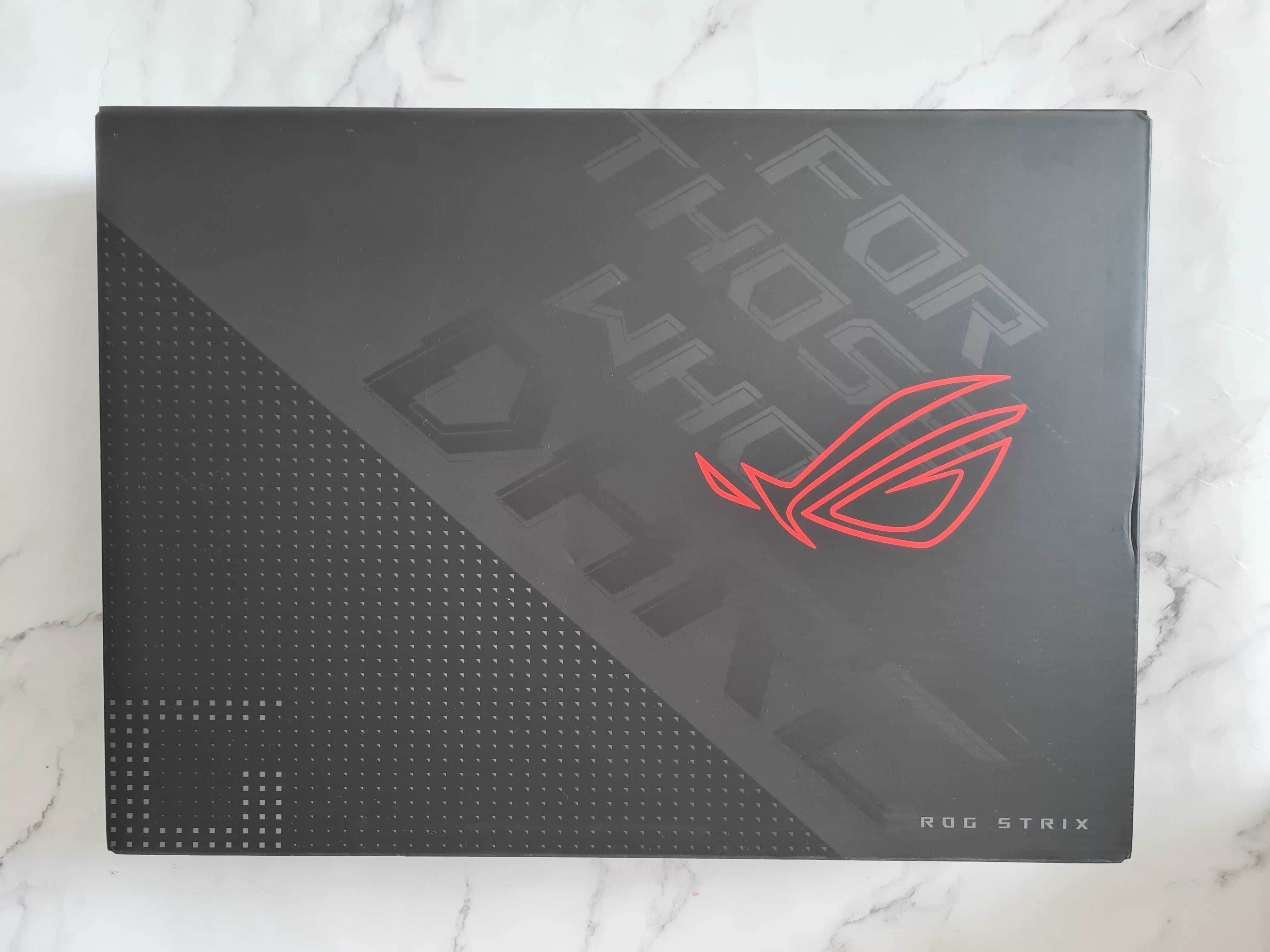 Laptop ASUS ROG Strix G17 G713PV-HX050W
