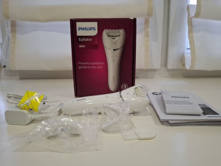Продам  епілятор Philips 8000  з повною комплектацією