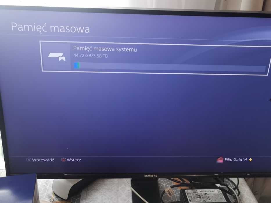 PlayStation 4 dysk Ssd 4 T dwa pady gry mega sprzęt