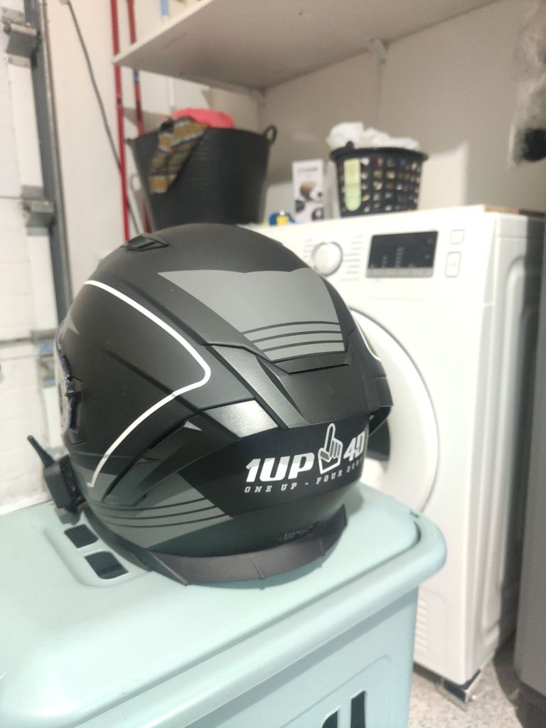 Capacete 1up + Ejeas V6 pro+