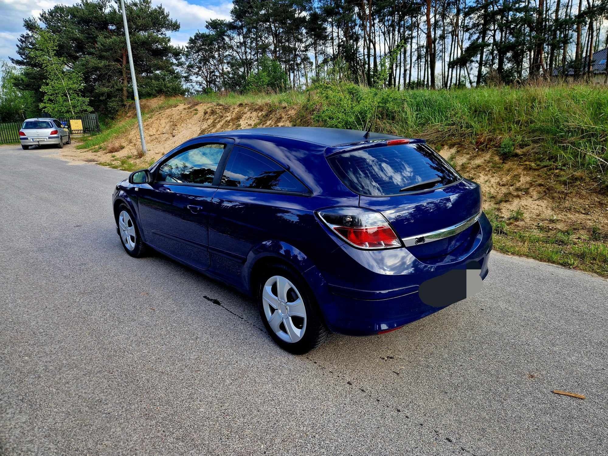 Opel Astra H GTC 2006 rok 1.4 16 V