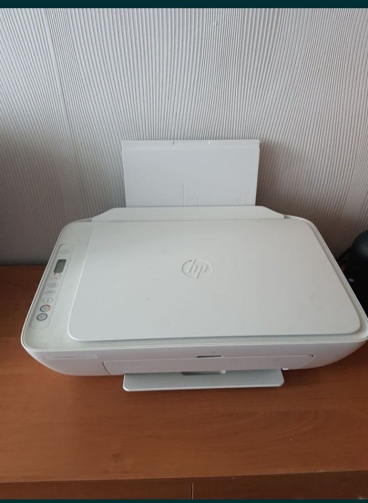 Продам принтер hp 2710