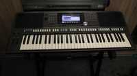 Keyboard Yamaha PSR-S970 + case/expansion packs /dodatki