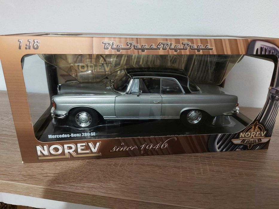 Mercedes 280SE Coupé 1:18 Norev