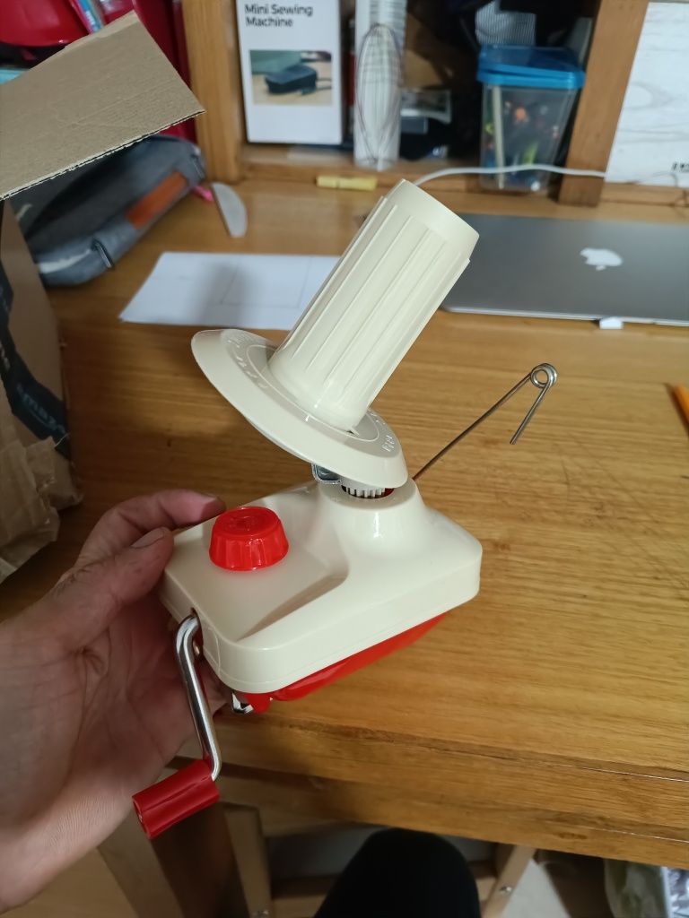 Máquina tufting e material necessário