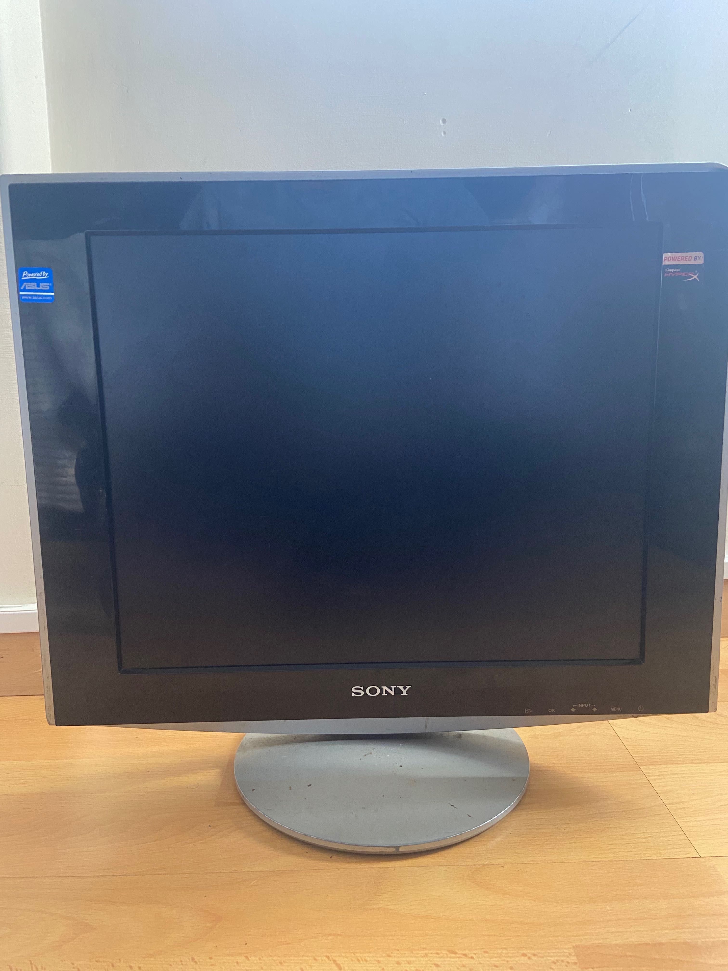 Monitor LCD Sony sdm-hs74 17 polegadas