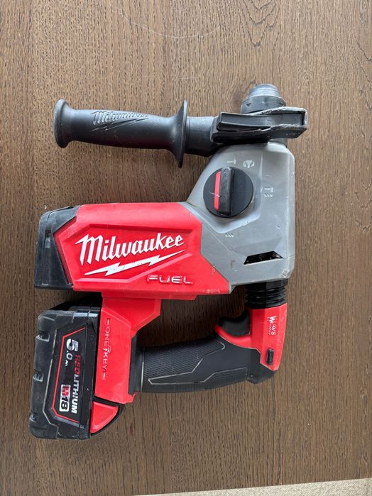 Młotowiertarka milwaukee