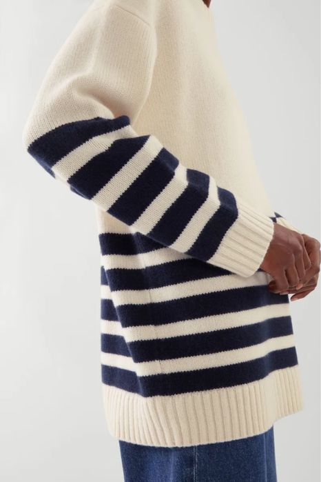 COS молочний кашеміровий джемпер в смужку кашемір светр