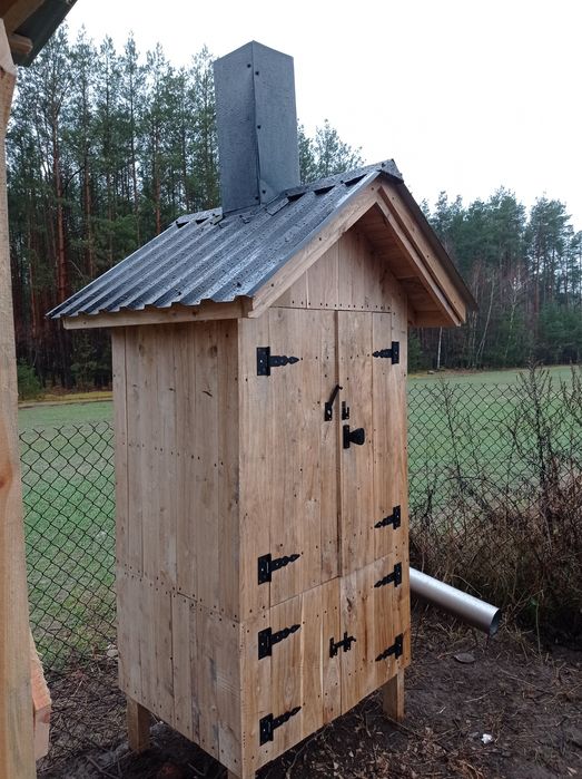 Wędzarnia wędzarka ogrodowa