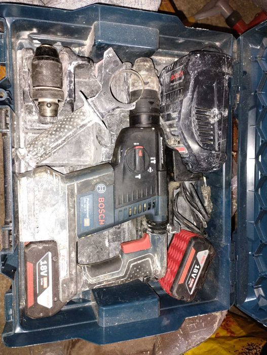 Martelo perfurador Bosch profissional