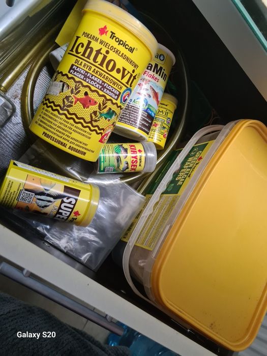 Zestaw akwarium z komodą