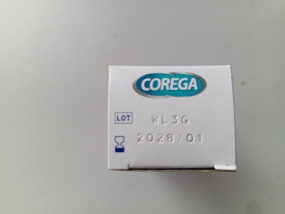 Corega Super Mocny Krem Klej do protez zębowych 70 g 2 szt.